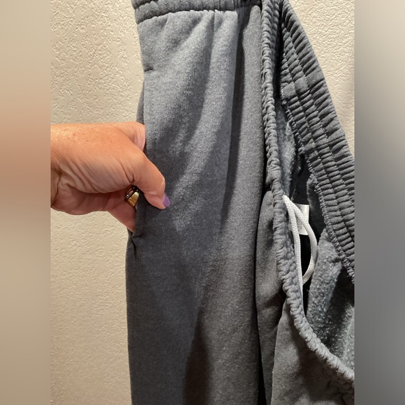 NWOT Fruit Of The Loom Jogger Sweat Pants - Picture 2 of 4